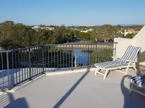 Sailfish Cove and Riva Apartments - Image 2