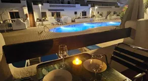 Blue Island House on the hill, with heated pool - Image 3
