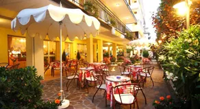 Hotel Devon Rooms & Breakfast - Image 4