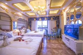 Haihua Baroque Courtyard Garden Inn (Gulangyu Sanqiutian Wharf Branch) - Image 2