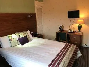 The County Hotel - Self Check-In, Ultra Fast WI-FI, Free Parking, Central Location - Image 2