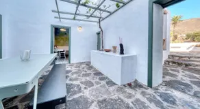 Casa Amaris - Award-Winning Canarian House By Lanzarote Vacation Homes - Image 2