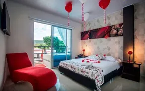 Hotel Bora Bora Spa - Image 2