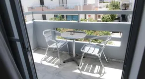 JP Pool & Apartments - Image 4
