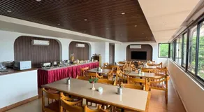 Hotel Park Plaza - Image 4
