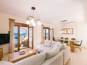 Villa in Rethymno on Beach with Private Pool - Image 2