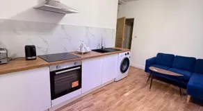 One Bedroom Flat Fulham - Image 3