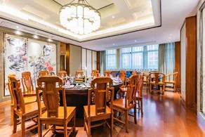 Rezen Hotel Changxing Oriental Pearl - Image 3