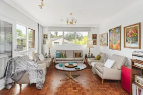 Boutique Stays - That 70s House - Image 2