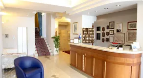 Hotel Cristallo - Image 2