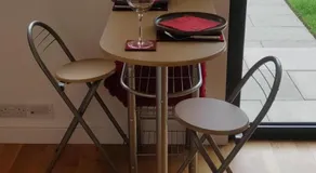Guest House at 160 London Road - Image 3