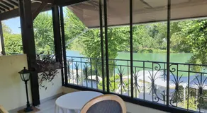 LOGIS - Hôtel & Restaurant Le Gonfalon - Image 4