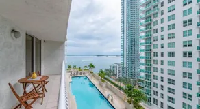 4BR APT with Bay View at Brickell, Free Parking - Image 3