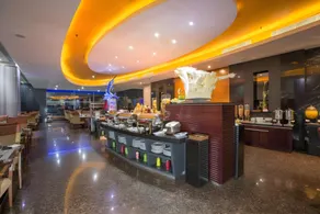 Manhattan Hotel Jakarta - Image 4