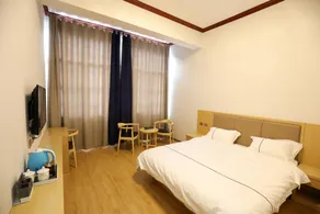 Plato Hotel - Image 5