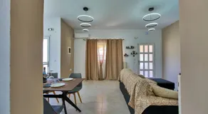 Villa Escapes By The Beach - Image 5
