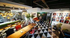 POSHPACKER - Chengdu Local Tea Hostel - Image 5