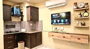 Tranquil & Delightful 1 Bed Apt In Bahria Town - Image 3