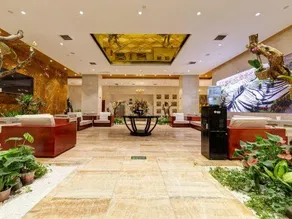 Broma Hotel - Image 4