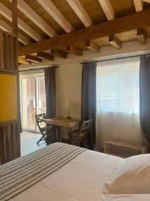 Arenas Suites - Image 2