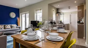 4 Bed Terraced House in Beeston with Convenient City Centre Access - Image 3