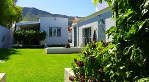 C'estÇa Cottage Modern Luxurious Sounds of the Sea - Image 5