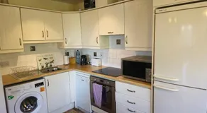 Gracian OMB Dublin Apartment - Image 5