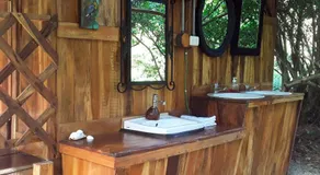 Fully Furnished FAMILY JUNGLE TENT, Latino Glamping Paquera - Image 2