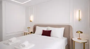 The Grand Blue Boutique Hotel - Image 2