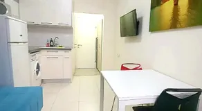 Beachfront Studio Apartment Bat Yam 412 - Image 2