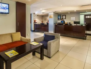 Peermont Metcourt Hotel - Image 4