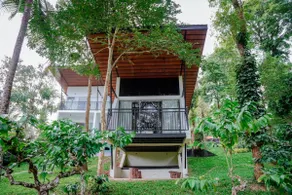 Lake Front stay by wildvill stays - Image 1