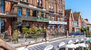 Victorian Rooms by Beach - Image 3