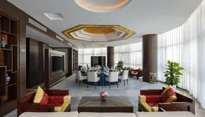 Century Huatian Hotel - Image 2