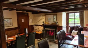 Glenisla Hotel - Image 4