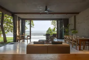 Vows Villa Beachfront - Image 3