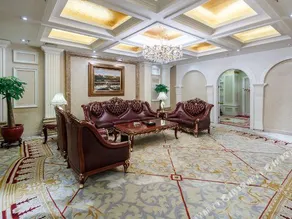 City Hotel - Image 3