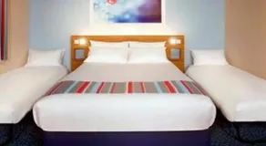 Travelodge Eastleigh Central - Image 4