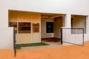 Hotel O Black Rock - Image 5