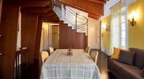 P&P Piazza Bergamo Apartment - Image 5