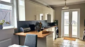 Habershon by Switchback Stays - Image 5