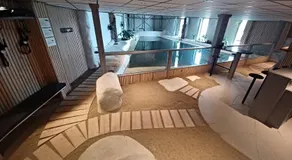B & B Fish World - Image 2