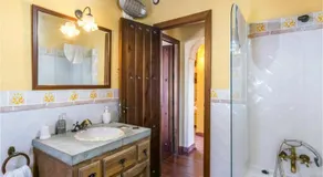 Gorgeous Home In La Cardenchosa With Wifi - Image 2