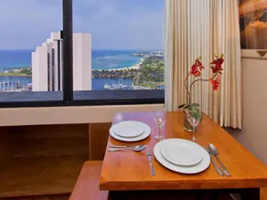 Marina Tower Waikiki - Image 2