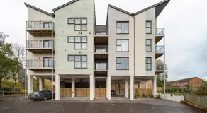 The Roost Group - 2 Bed Riverside Apartments - Image 5
