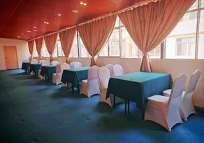 Jungle Express Hotel - Image 4
