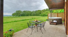 Loch Lomond Waterfront Luxury Lodges - Image 5