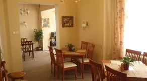 Hotel Green House - Image 2