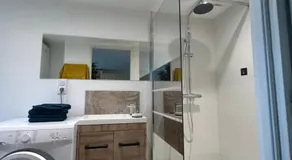 La Petite Maison - Image 2