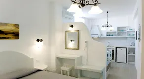Veletas Rooms - Image 2